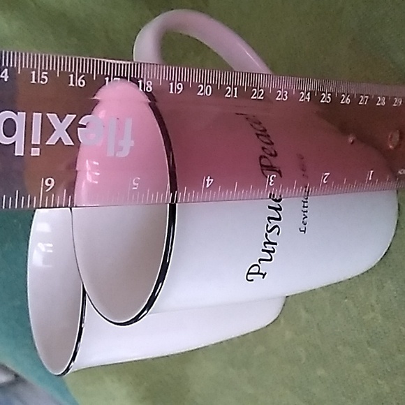 Vintage Feed on the Word Coffee/Tea Mugs - Picture 12 of 13